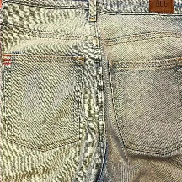 Distressed Light Blue Jeans - Picture 4 of 4